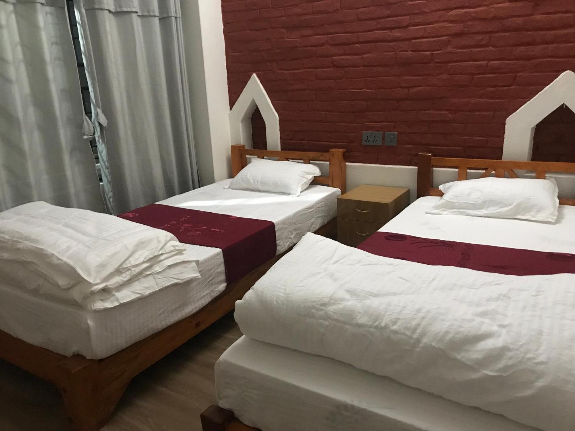 Mount Fuji Homestay Deorāli Exteriör bild